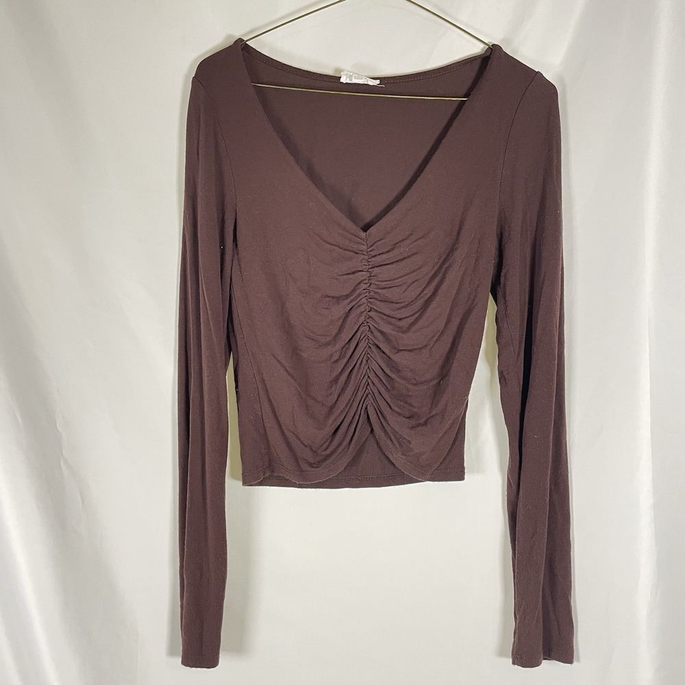 Live in The Moment Brown Long Sleeve Ruched Top Fitted Cropped Tee V-Neck